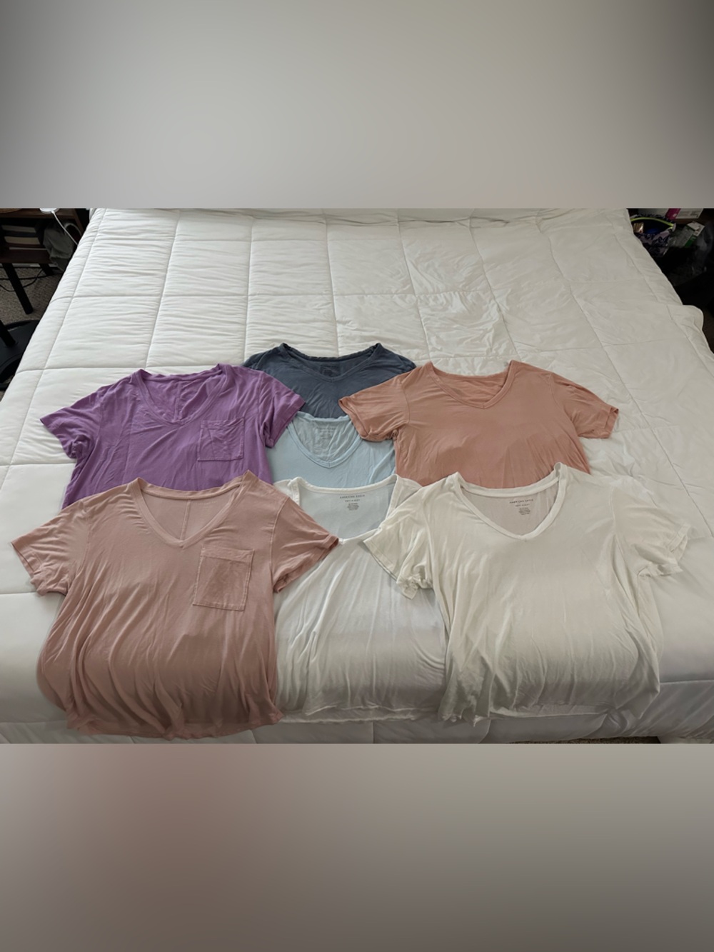 7 AE Soft & Sexy V neck women’s shirts, XS